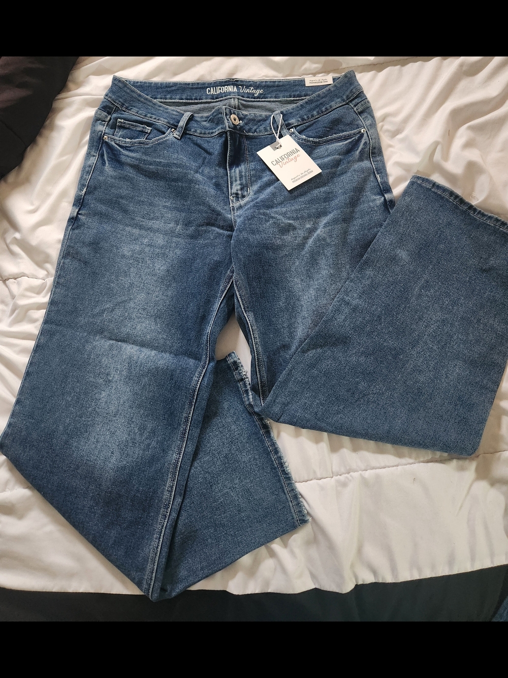 Women’s Blue Straight-Leg Jeans